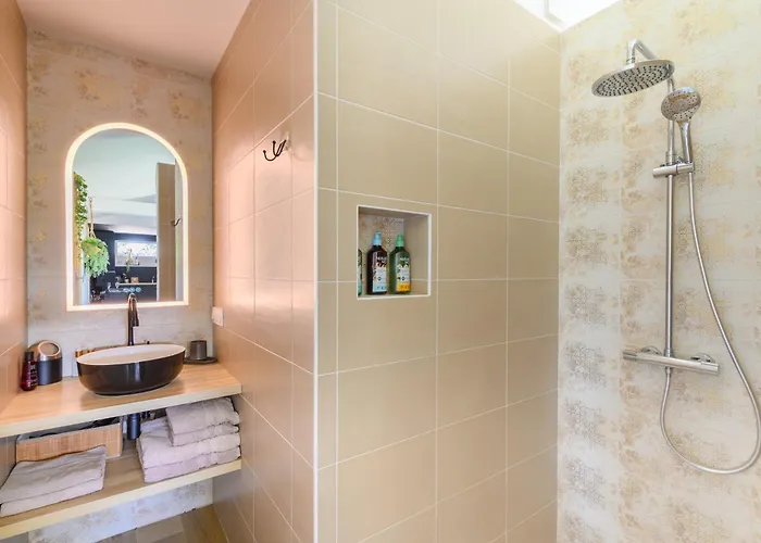 Hébergement de vacances L'essentiel - 85 *