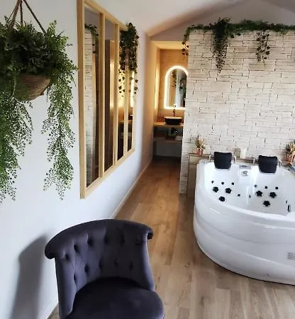 L'essentiel - 5 Etoiles بيت للعطل