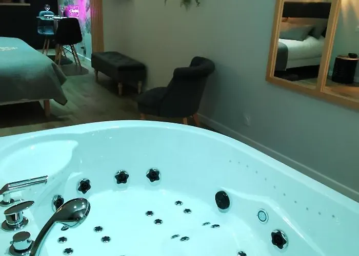 펜션 L'essentiel - 5 Etoiles *